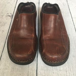 CLARKS Slip-on burgundy leather Clog Loafers